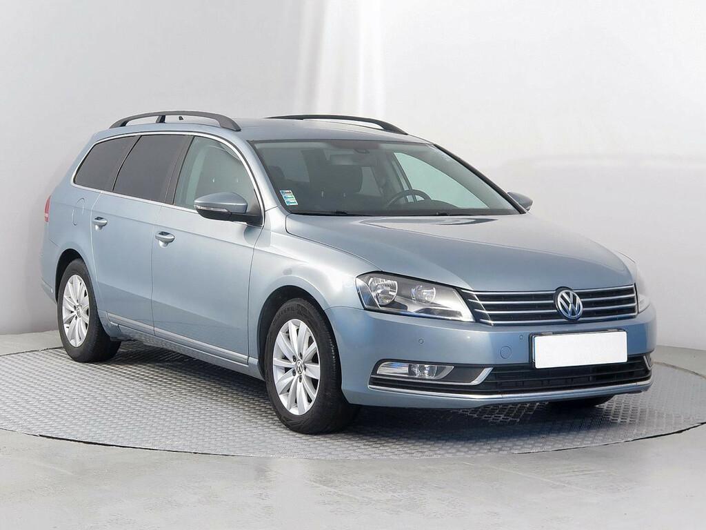 VW Passat Comfortline 2.0 TDI