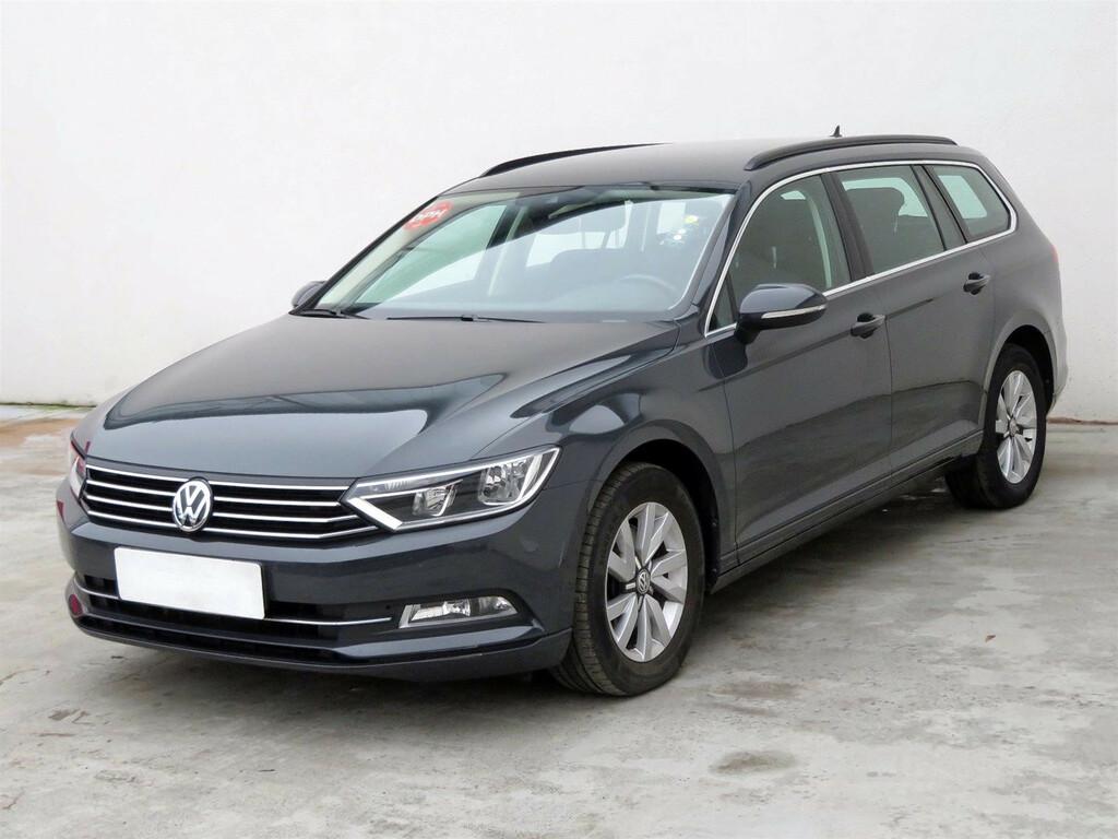 VW Passat Comfortline 2.0 TDI