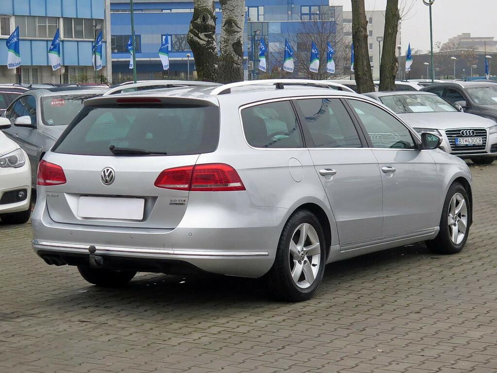 VW Passat Sportline 2.0 TDI