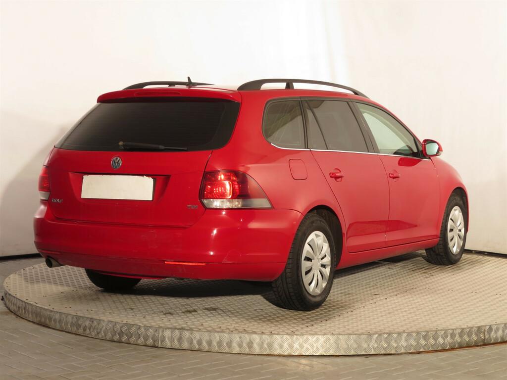 VW Golf  1.6 TDI