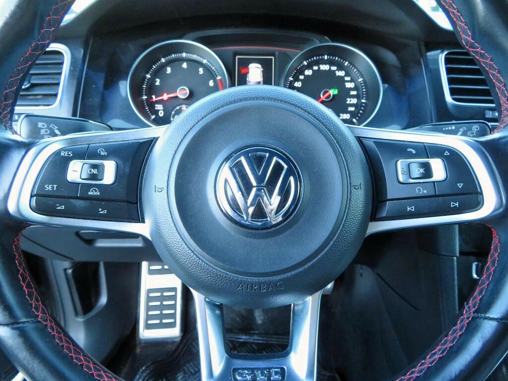 VW Golf  2.0 GTI