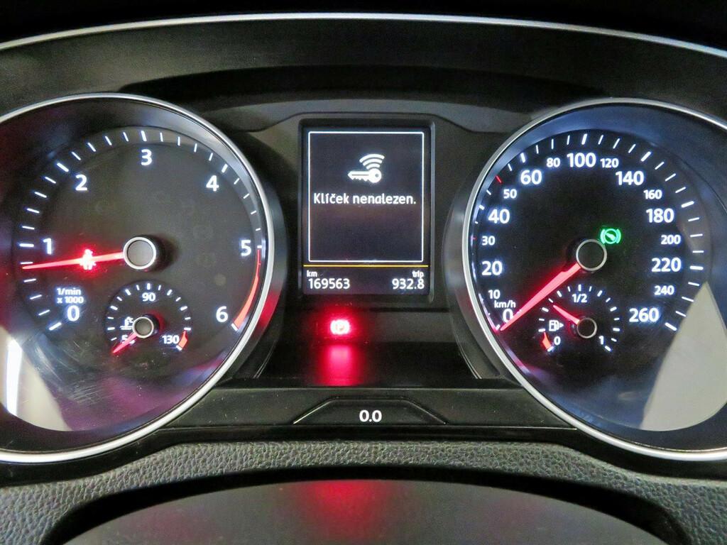 VW Passat Highline 1.6 TDI