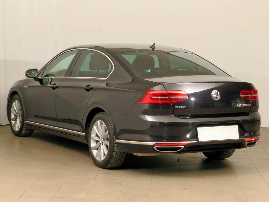 VW Passat  2.0 BiTDI