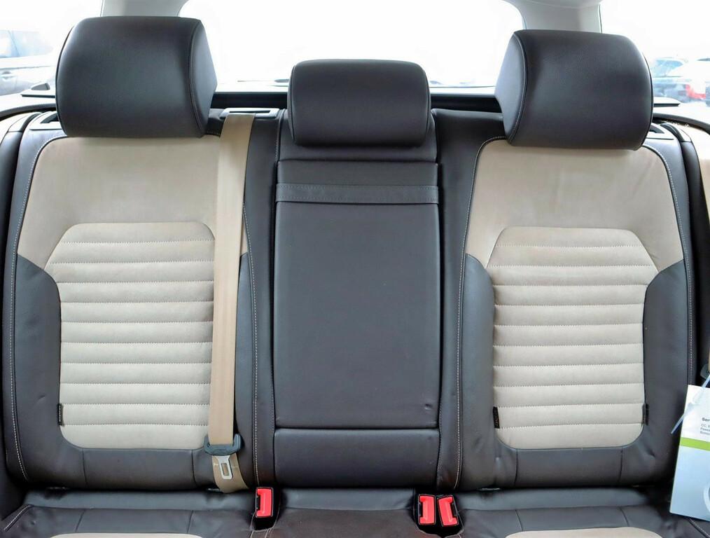 VW Passat Highline 2.0 TDI