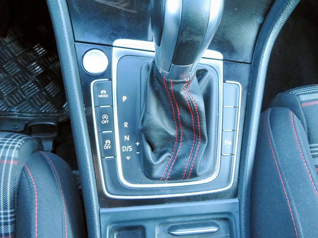 VW Golf  2.0 GTI