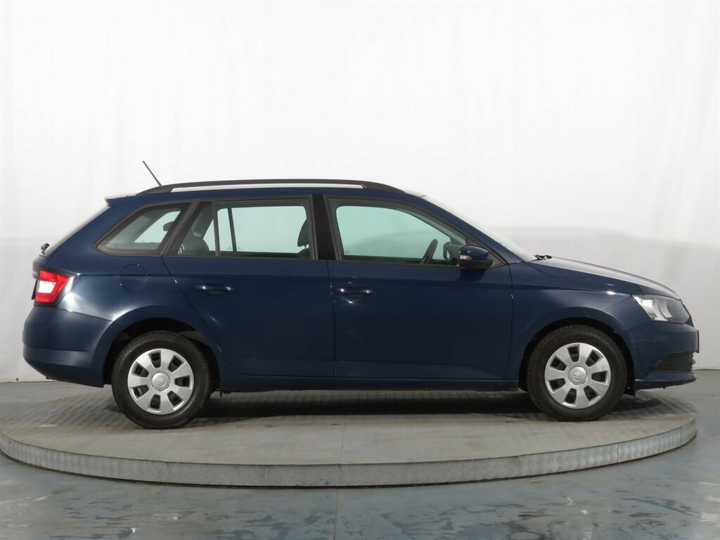 Skoda Fabia  1.0