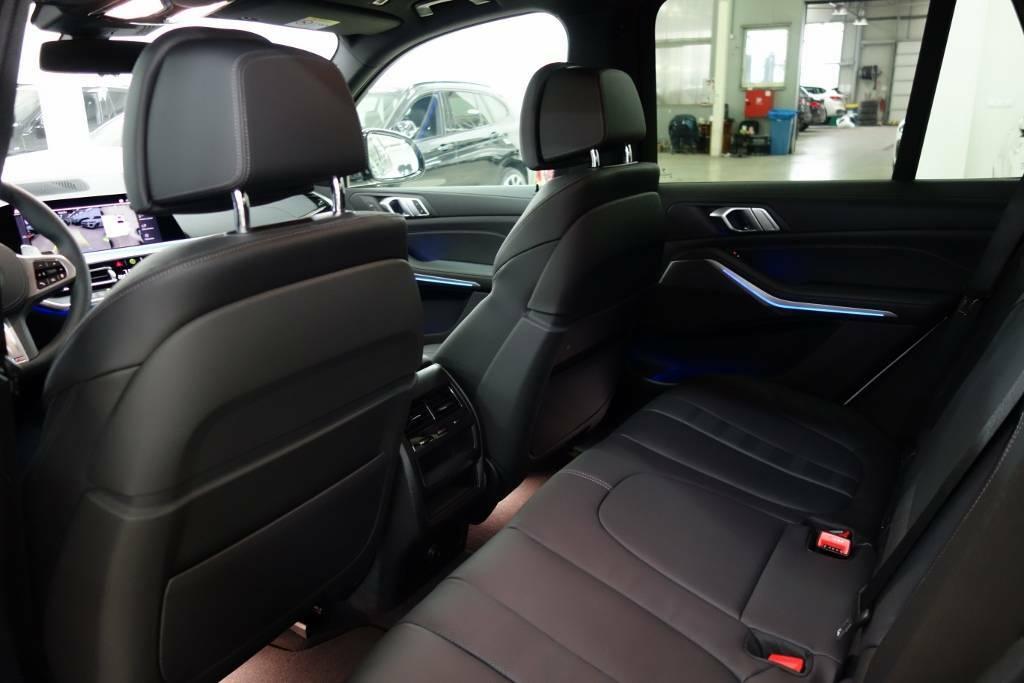 BMW X5 xDrive 30d, A8, 210kW, Mild-hybrid system