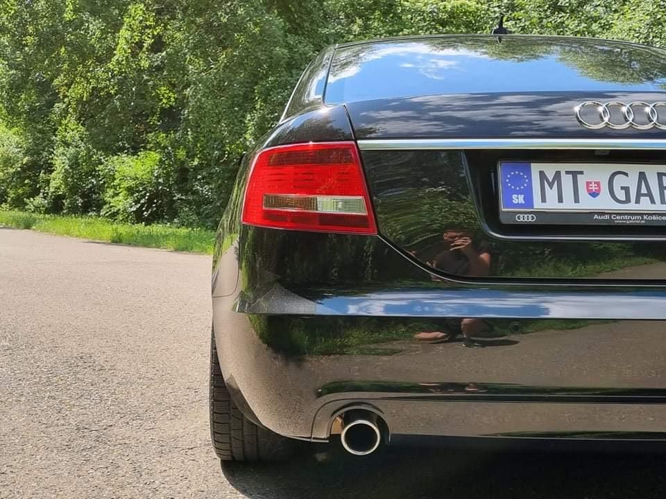 Audi A6 4.2 V8
