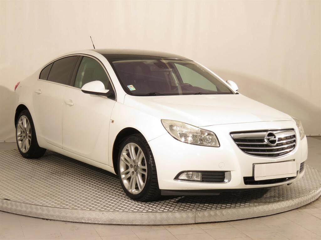 Opel Insignia  1.8 i