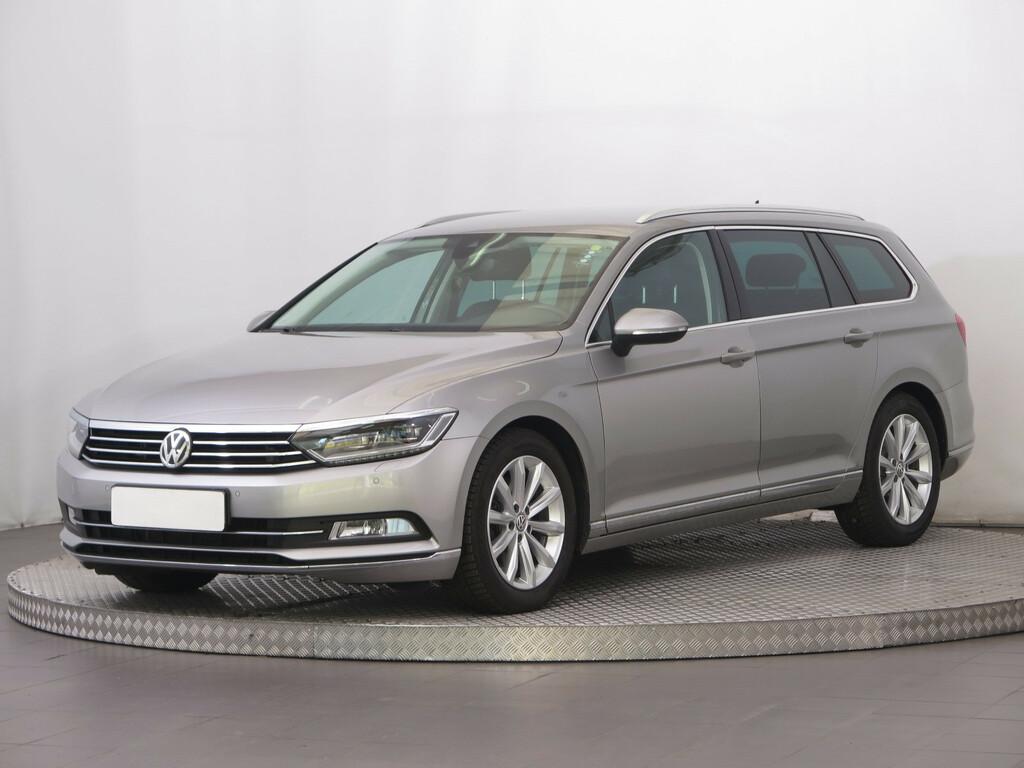 VW Passat Highline 2.0 TDI