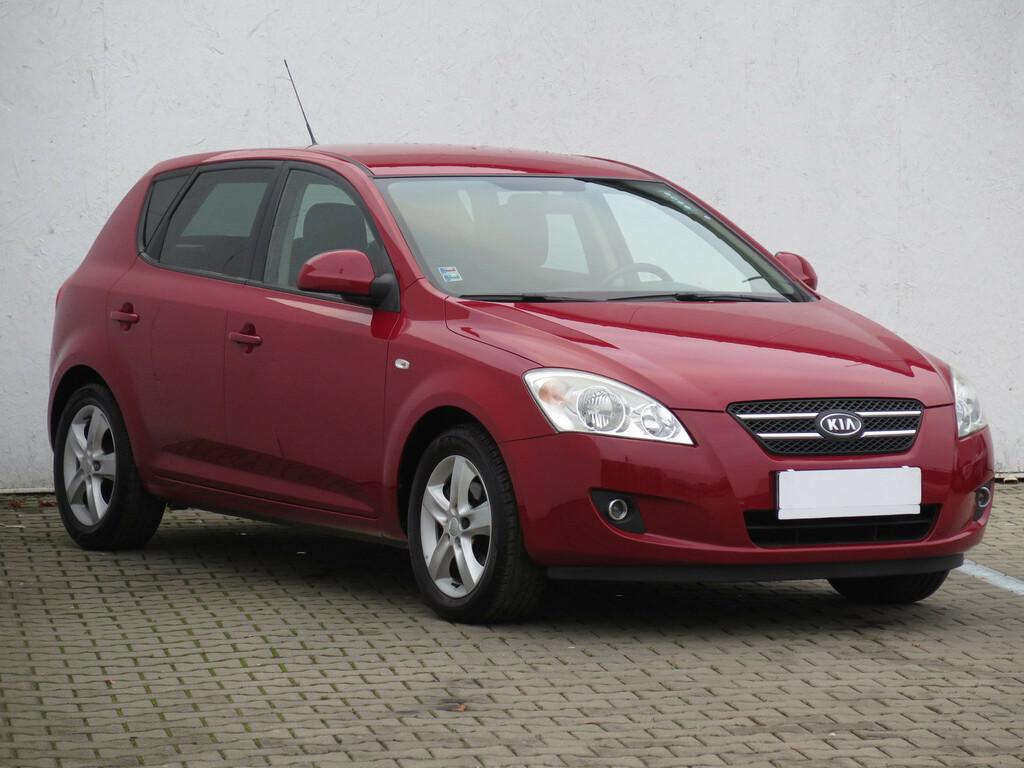 Kia Ceed  1.6 CVVT