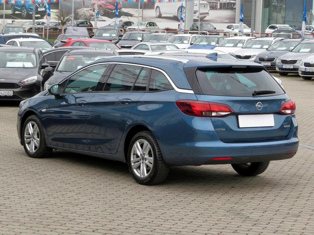 Opel Astra  1.6 CDTI