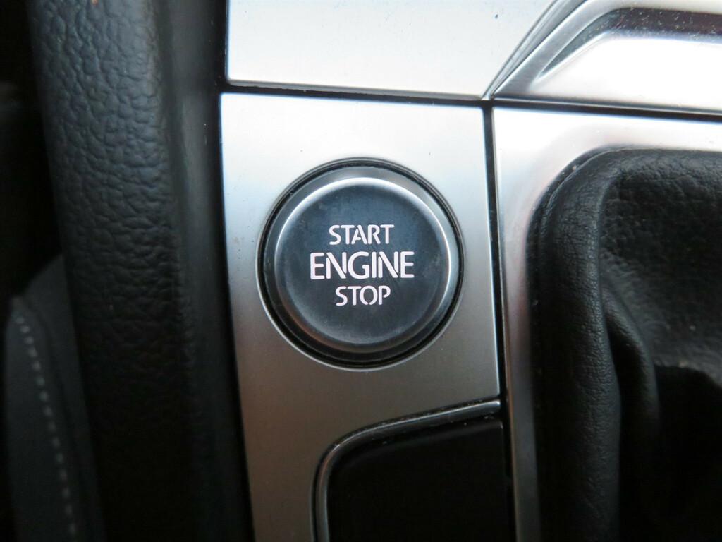 VW Passat Comfortline 2.0 TDI