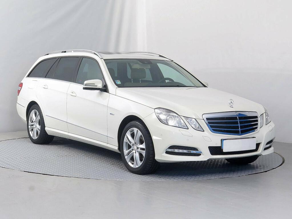 Mercedes E Avantgarde E 200