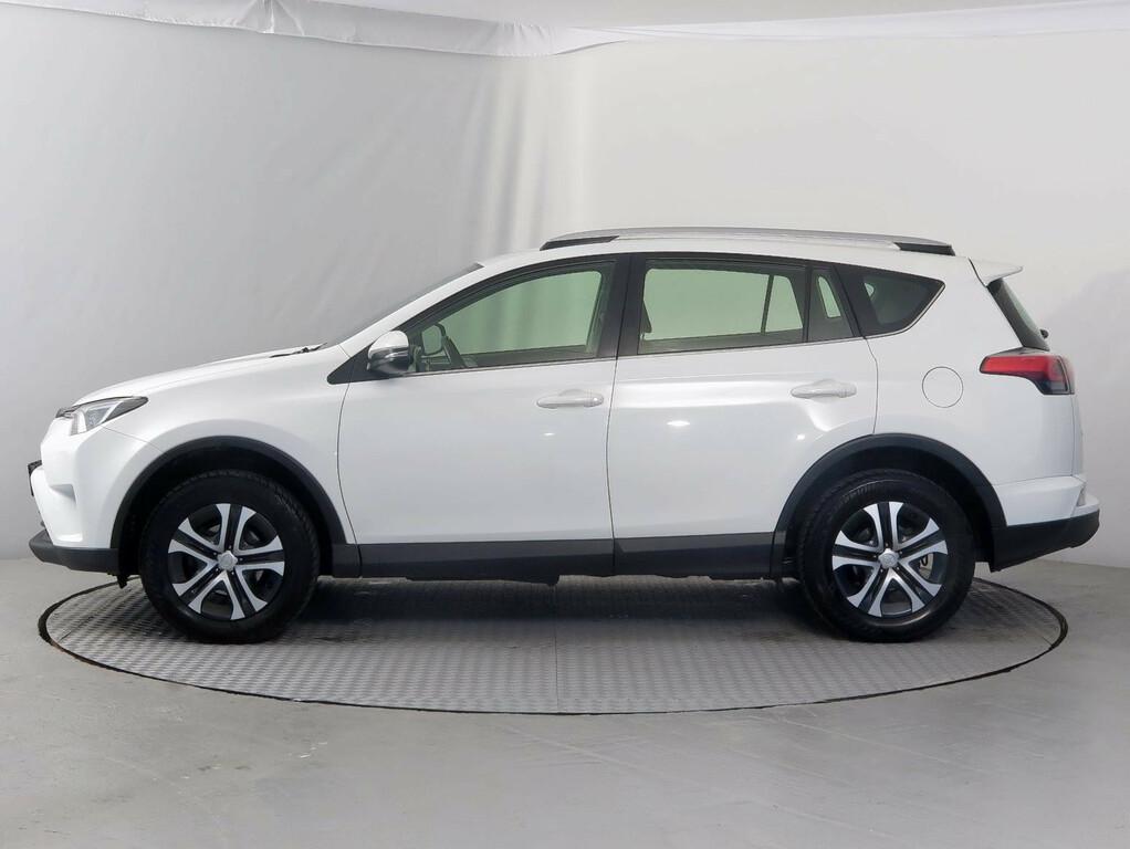 Toyota RAV 4  2.0 VVT-i
