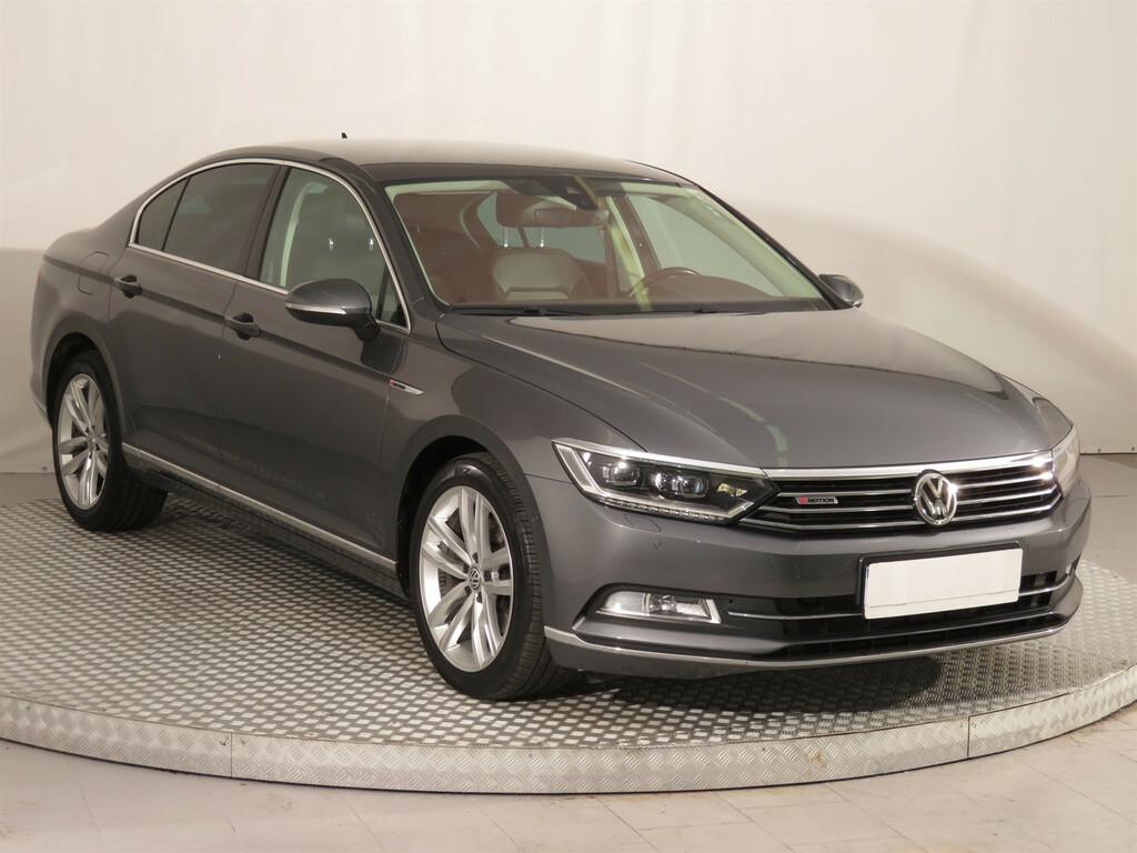 VW Passat  2.0 TDI
