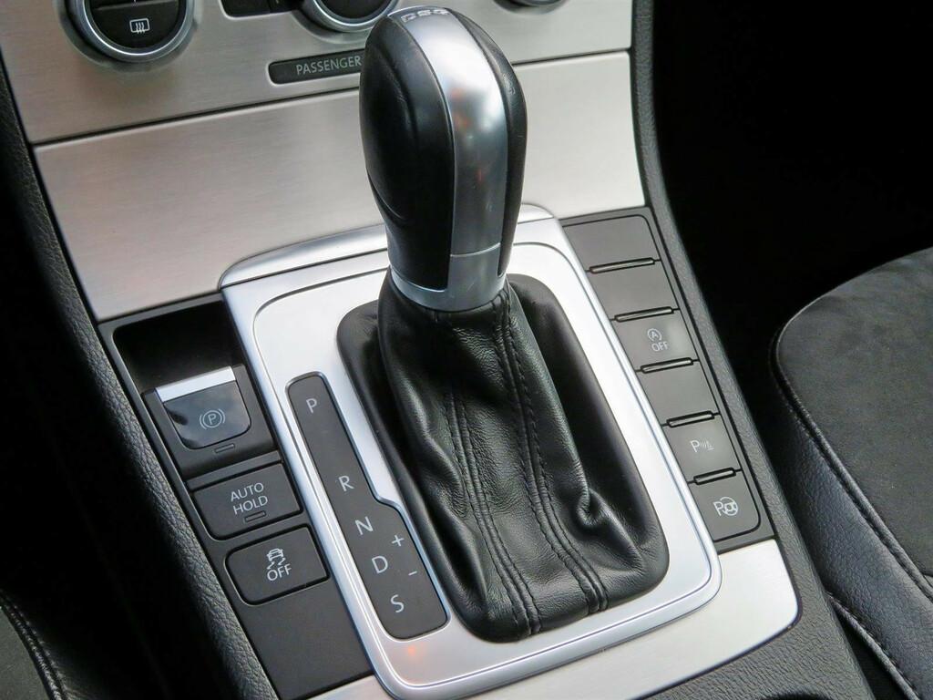 VW Passat  1.6 TDI