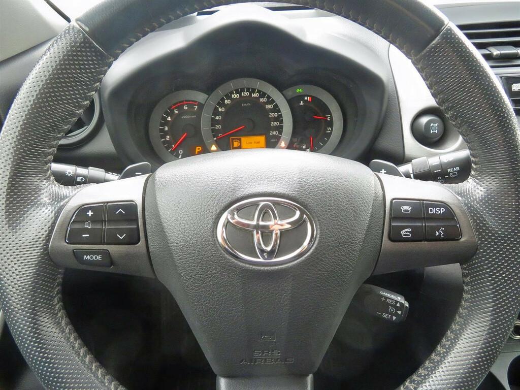 Toyota RAV 4  2.2 D-4D