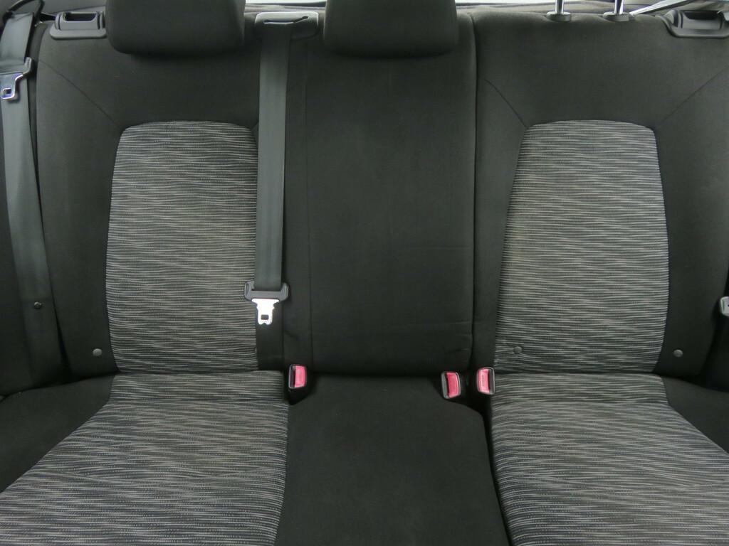 Kia Ceed  1.4 i