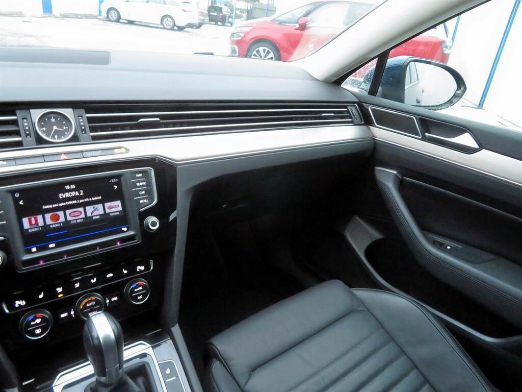VW Passat  1.6 TDI