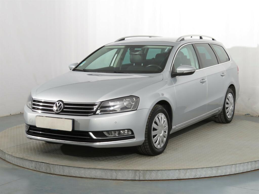 VW Passat  1.6 TDI