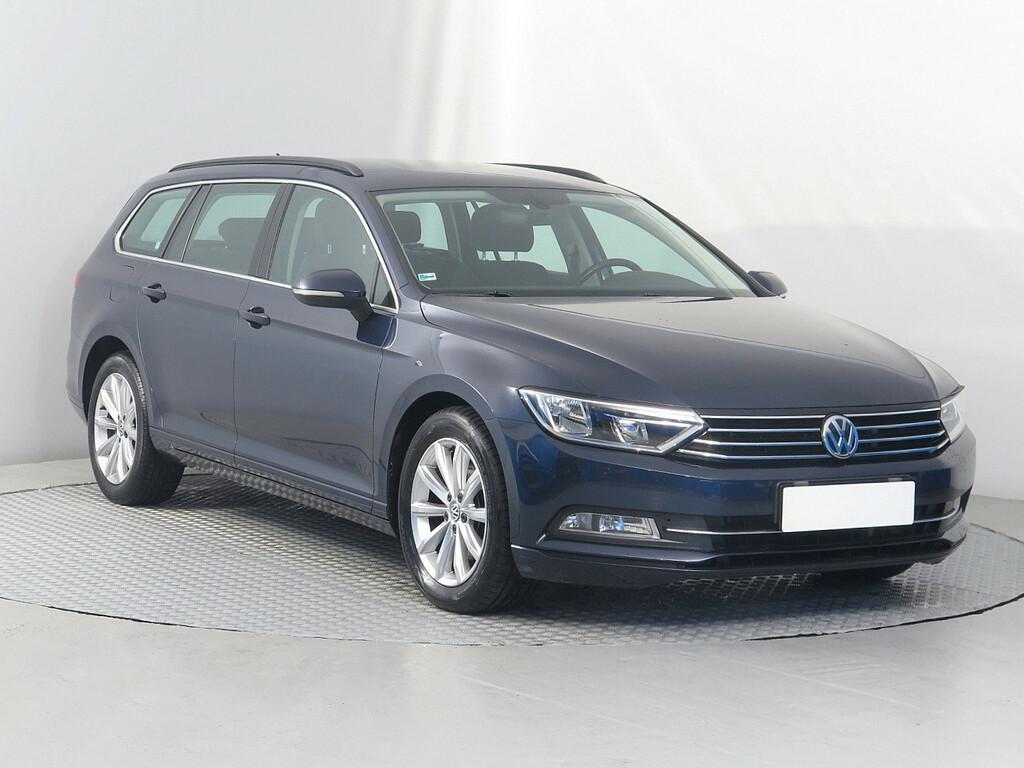 VW Passat Comfortline 2.0 TDI