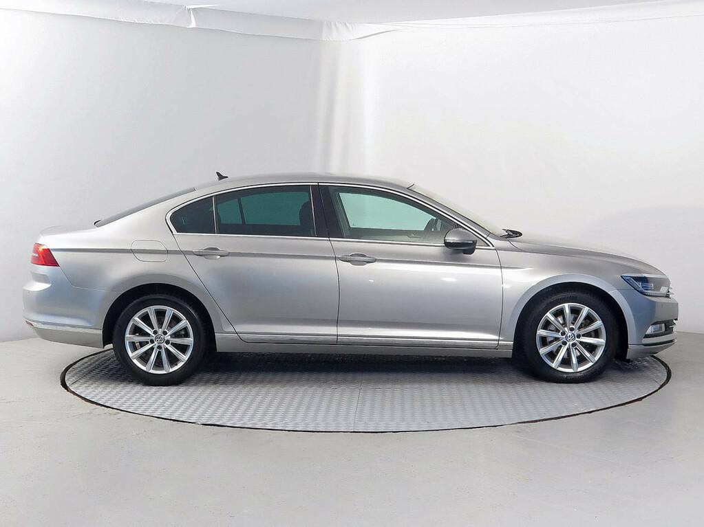 VW Passat Highline 2.0 TDI