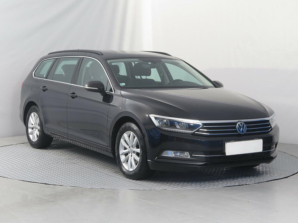 VW Passat Comfortline 2.0 TDI