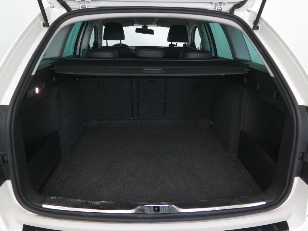 Skoda Superb Elegance 2.0 TDI