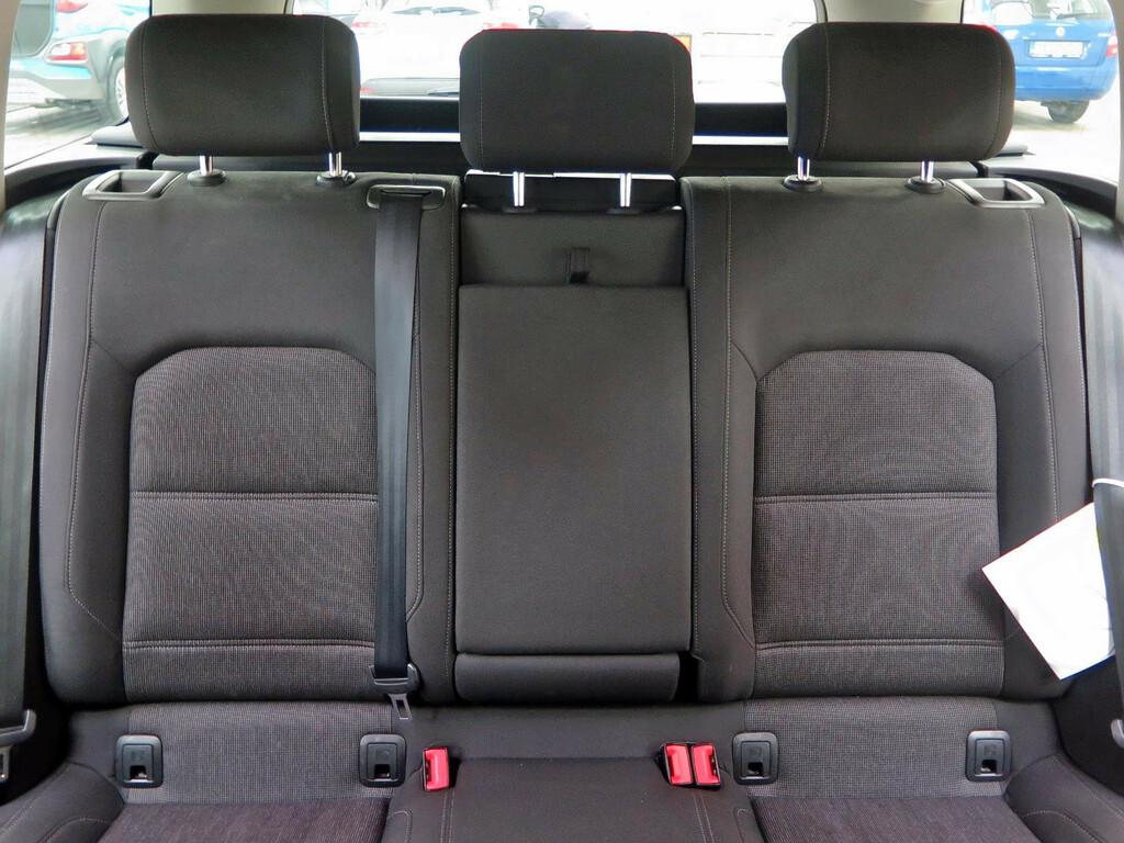 VW Passat  1.6 TDI