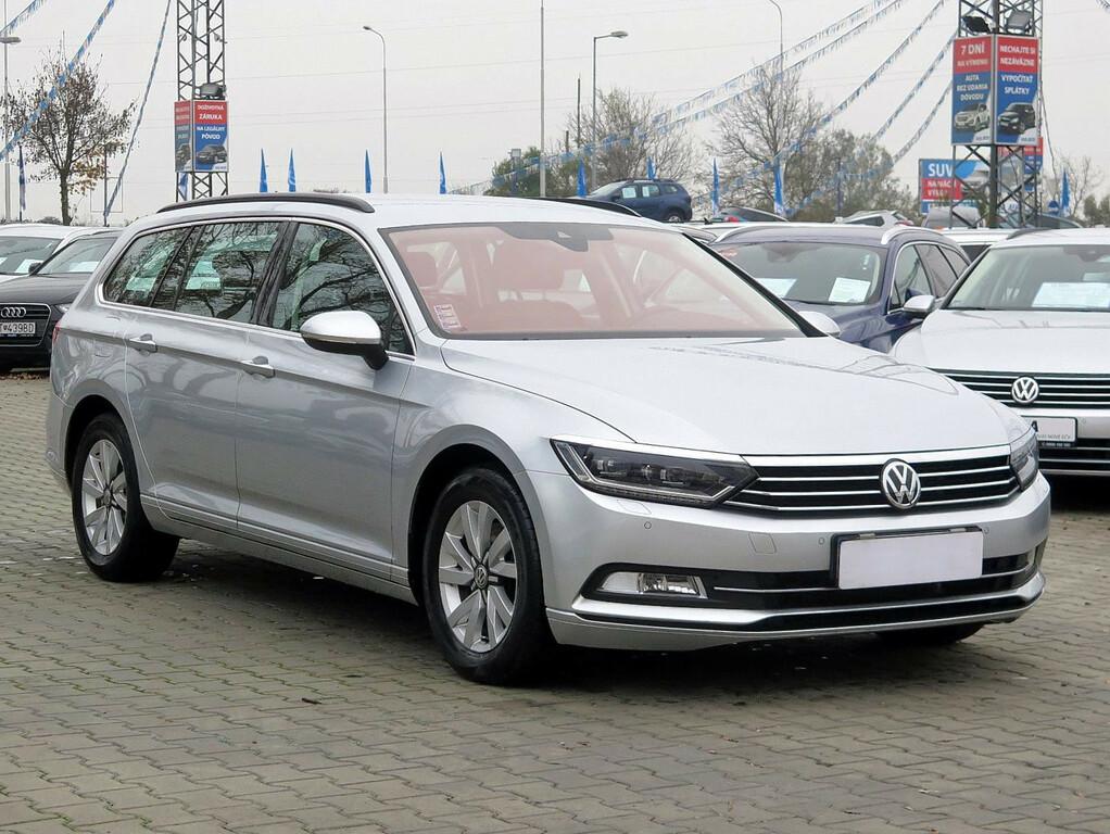 VW Passat Comfortline 2.0 TDI