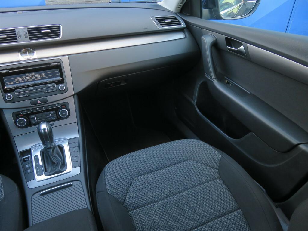 VW Passat Comfortline 2.0 TDI