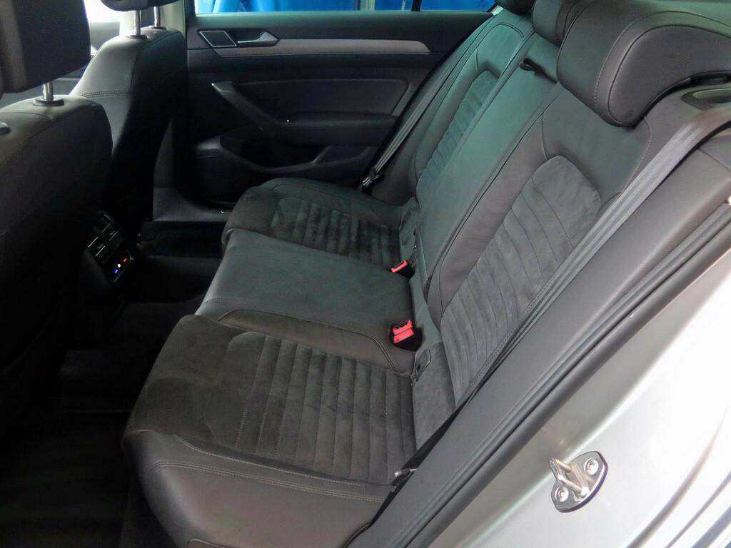 VW Passat Highline 2.0 TDI