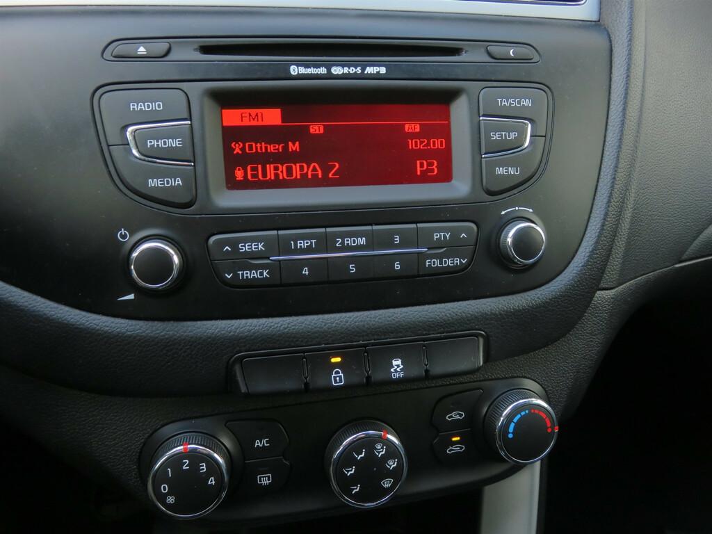 Kia Ceed  1.4 CVVT