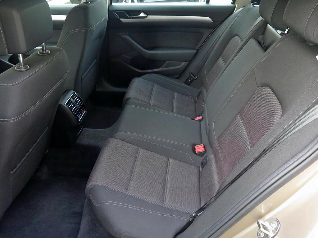 VW Passat Comfortline 2.0 TDI