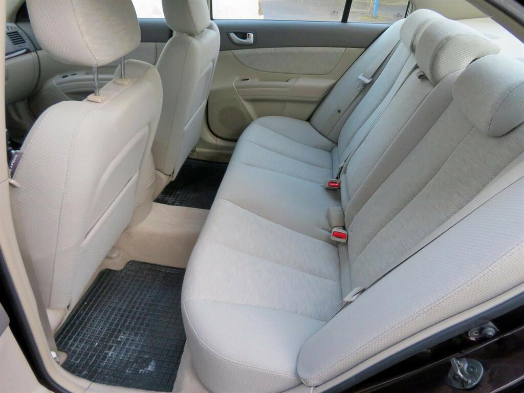 Hyundai Sonata  2.4