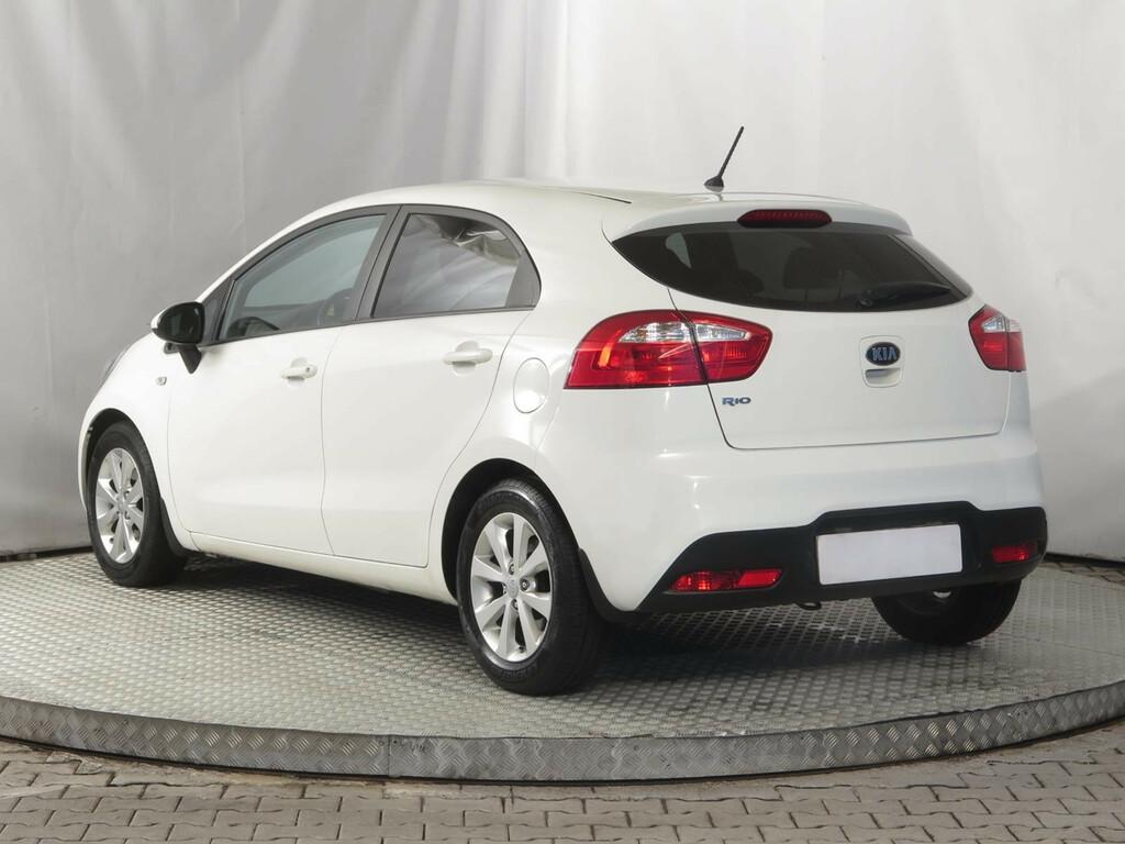 Kia Rio  1.4 CVVT