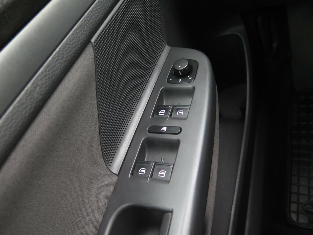 VW Golf  1.9 TDI