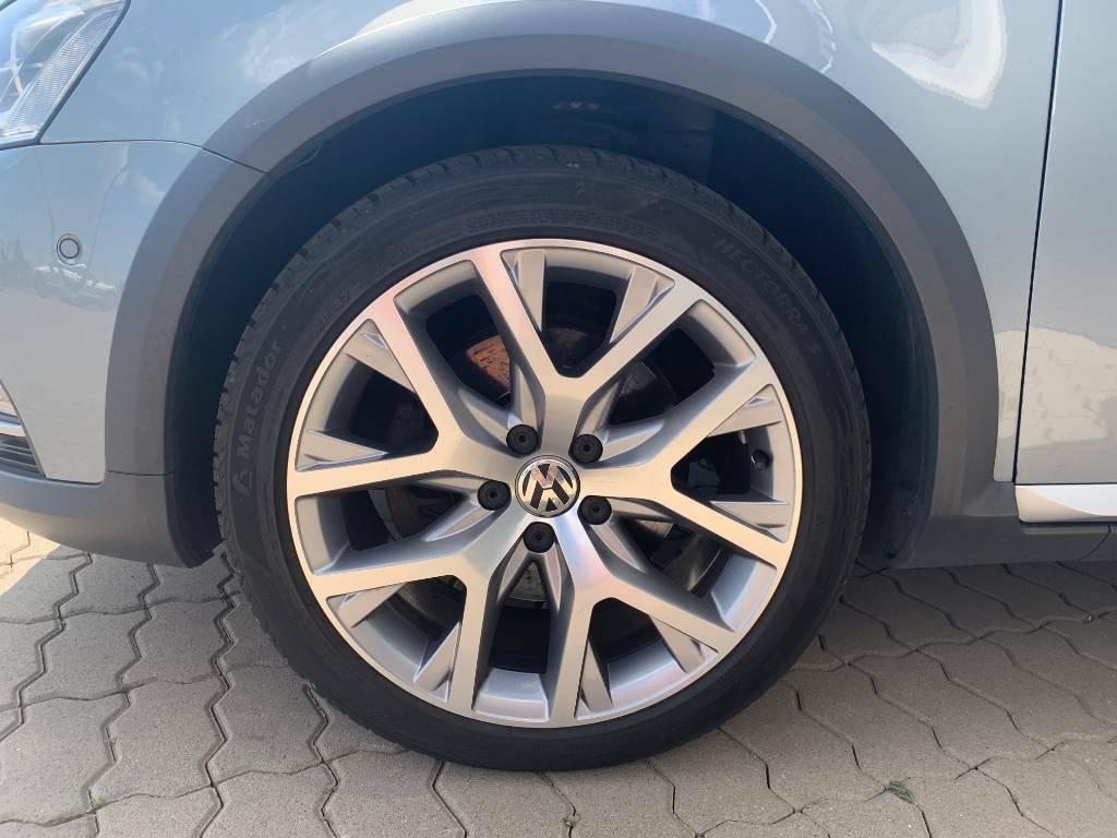 Volkswagen Passat Alltrack 2.0 TDI BMT 177k 4MOTION Business DSG
