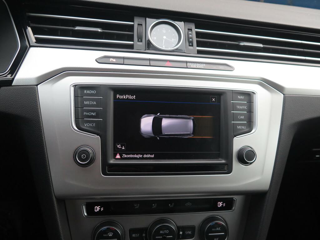 VW Passat Comfortline 2.0 TDI