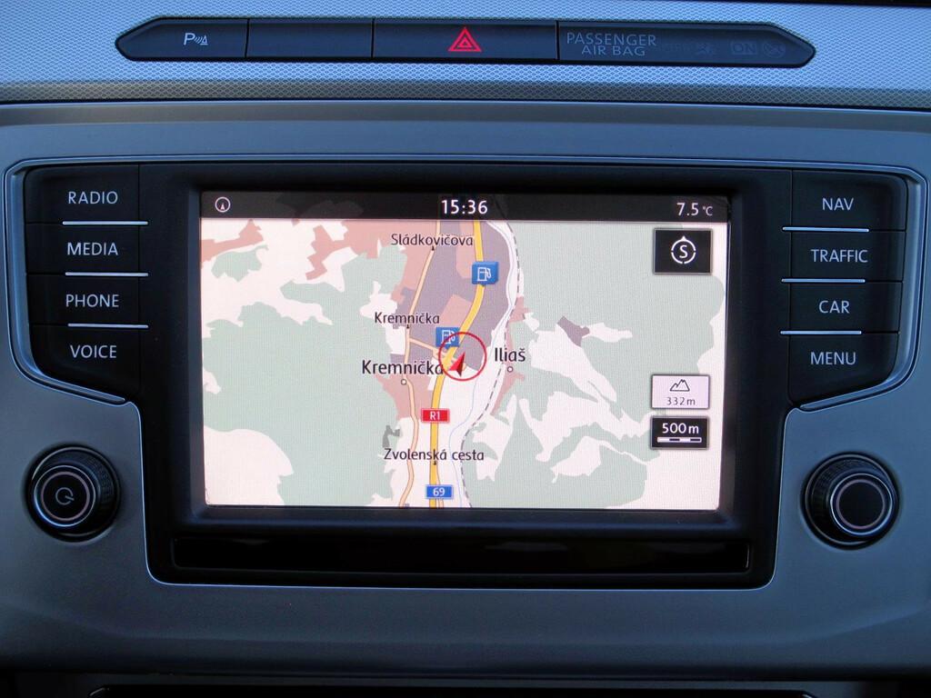 VW Passat Comfortline 2.0 TDI