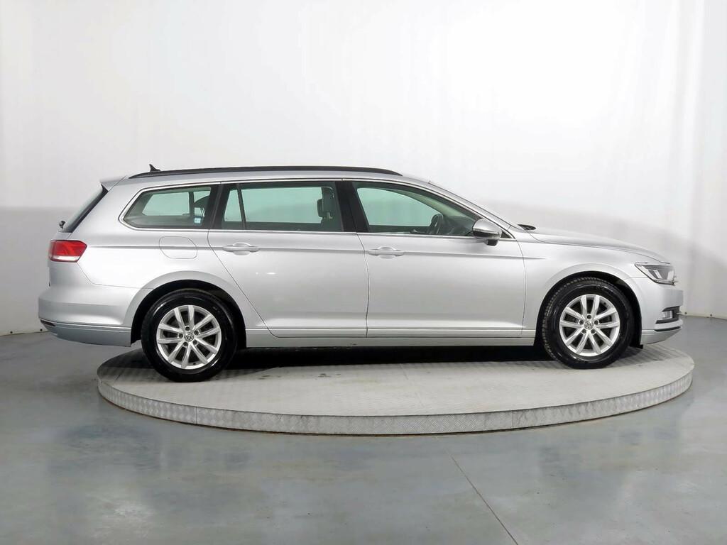 VW Passat Comfortline 2.0 TDI