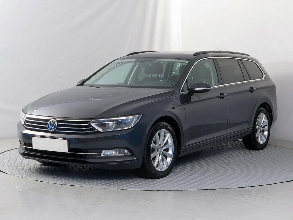 VW Passat Comfortline 2.0 TDI