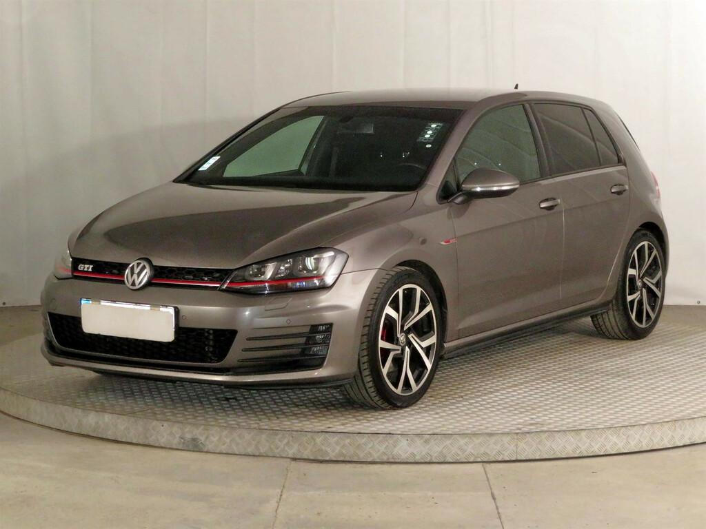 VW Golf  2.0 GTI