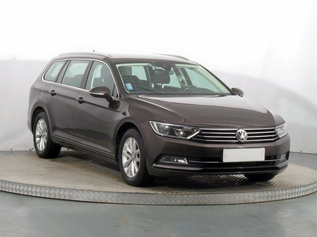 VW Passat Comfortline 2.0 TDI