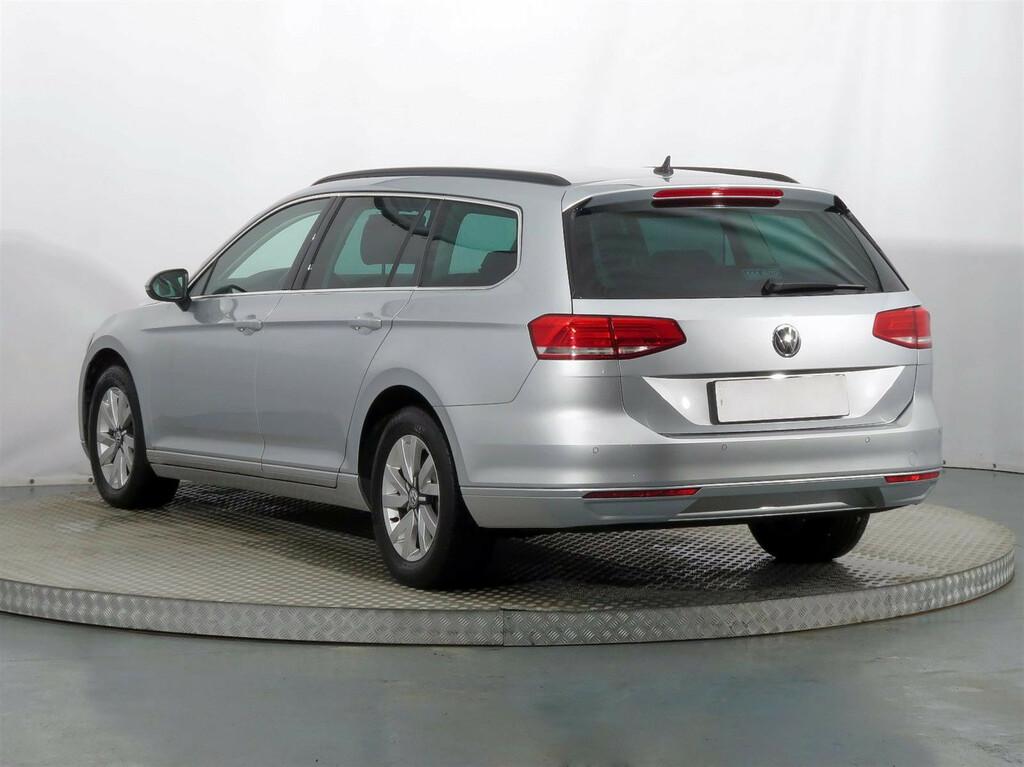 VW Passat Comfortline 2.0 TDI