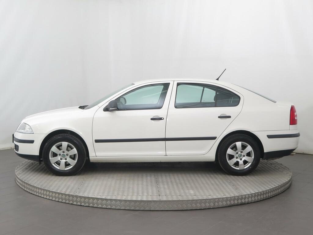 Skoda Octavia  1.6