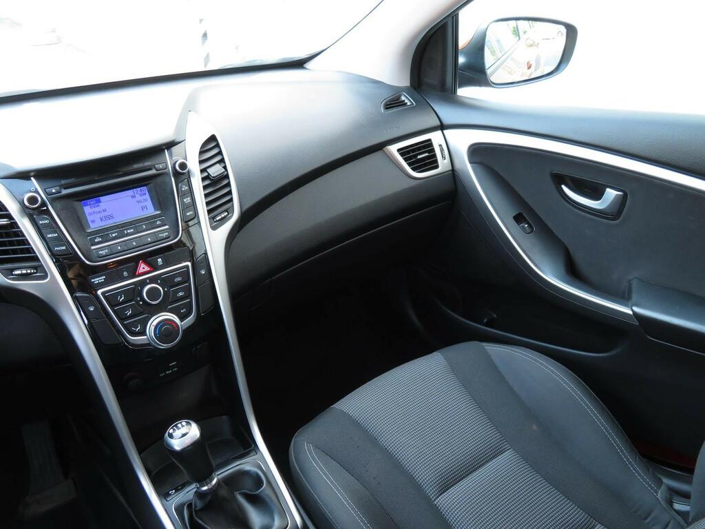 Hyundai i30 Trikolor Komfort 1.6 MPI