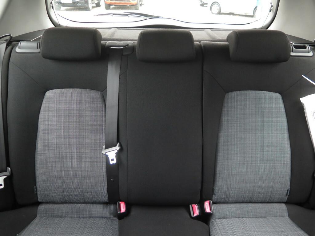Kia Ceed  1.4 i