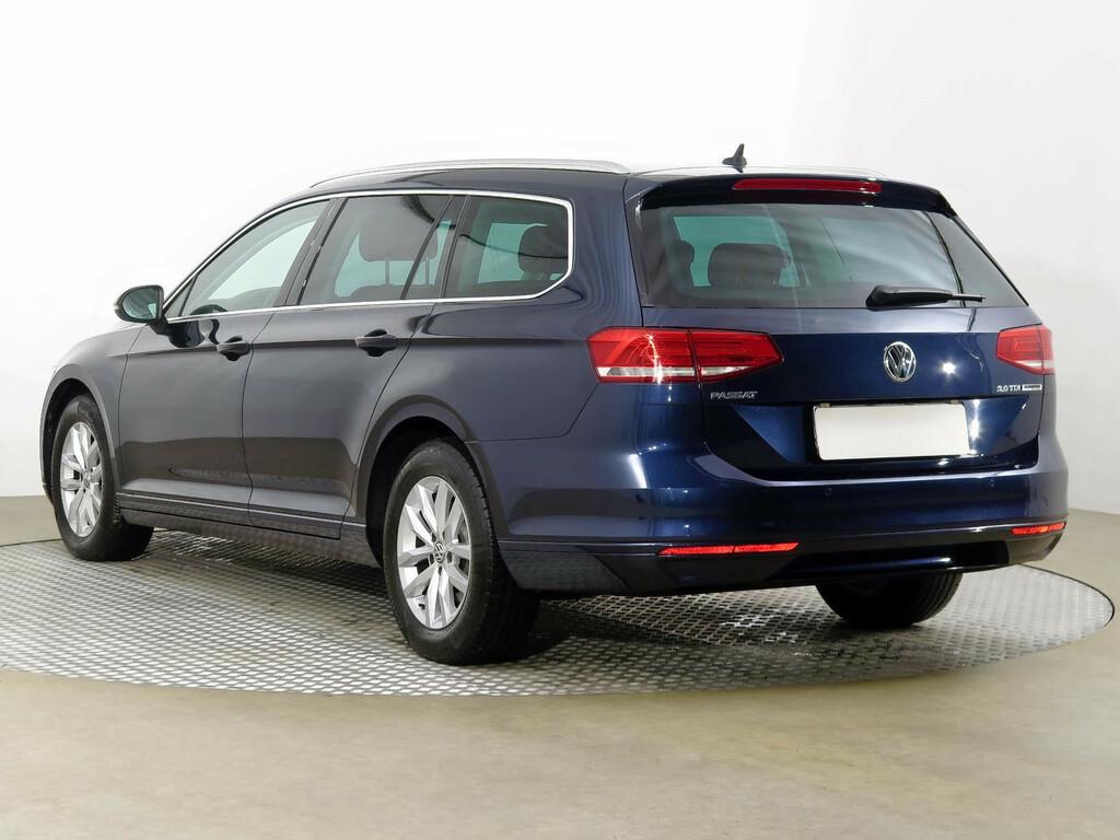 VW Passat Comfortline 2.0 TDI